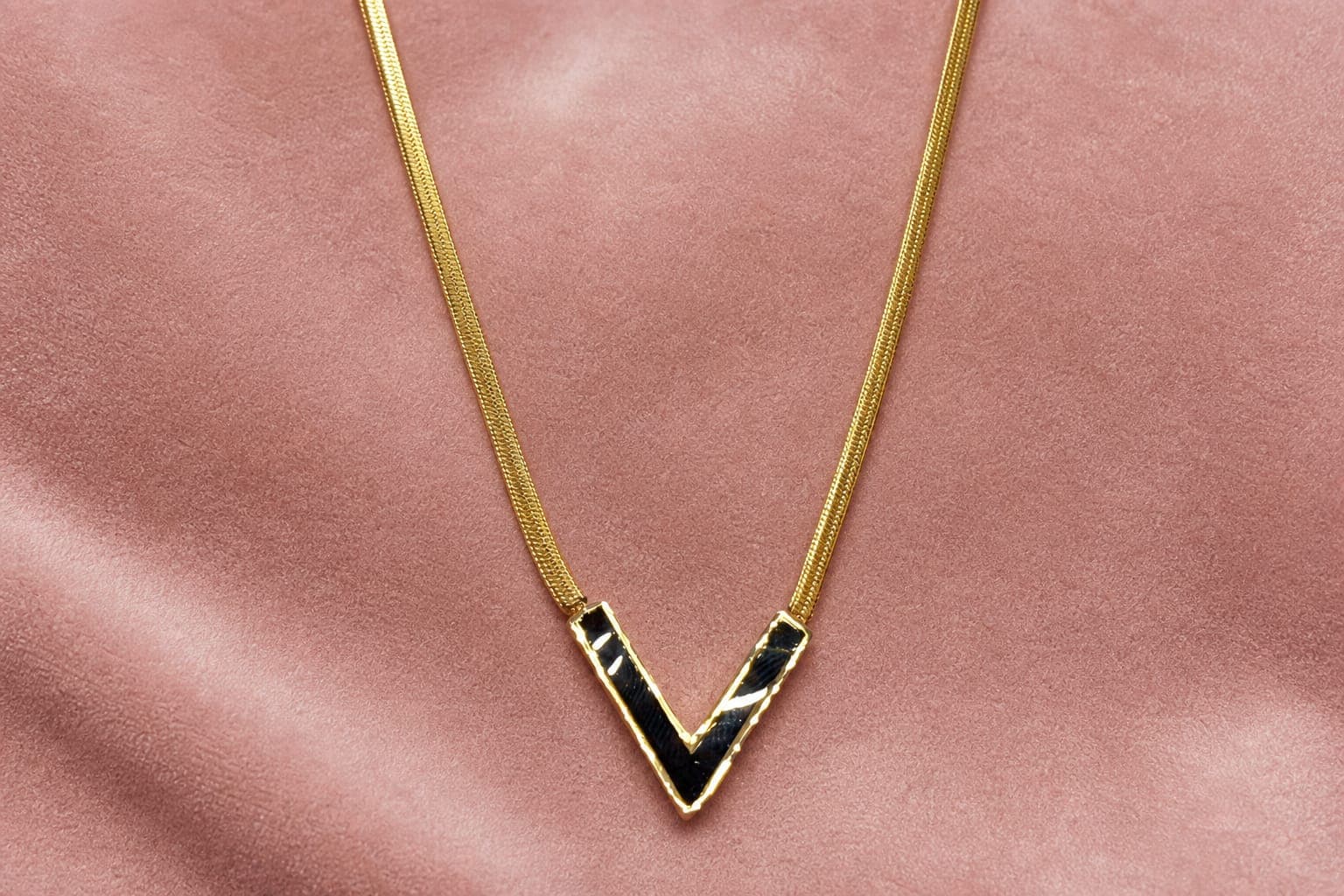 Blach V Necklace — photo 3