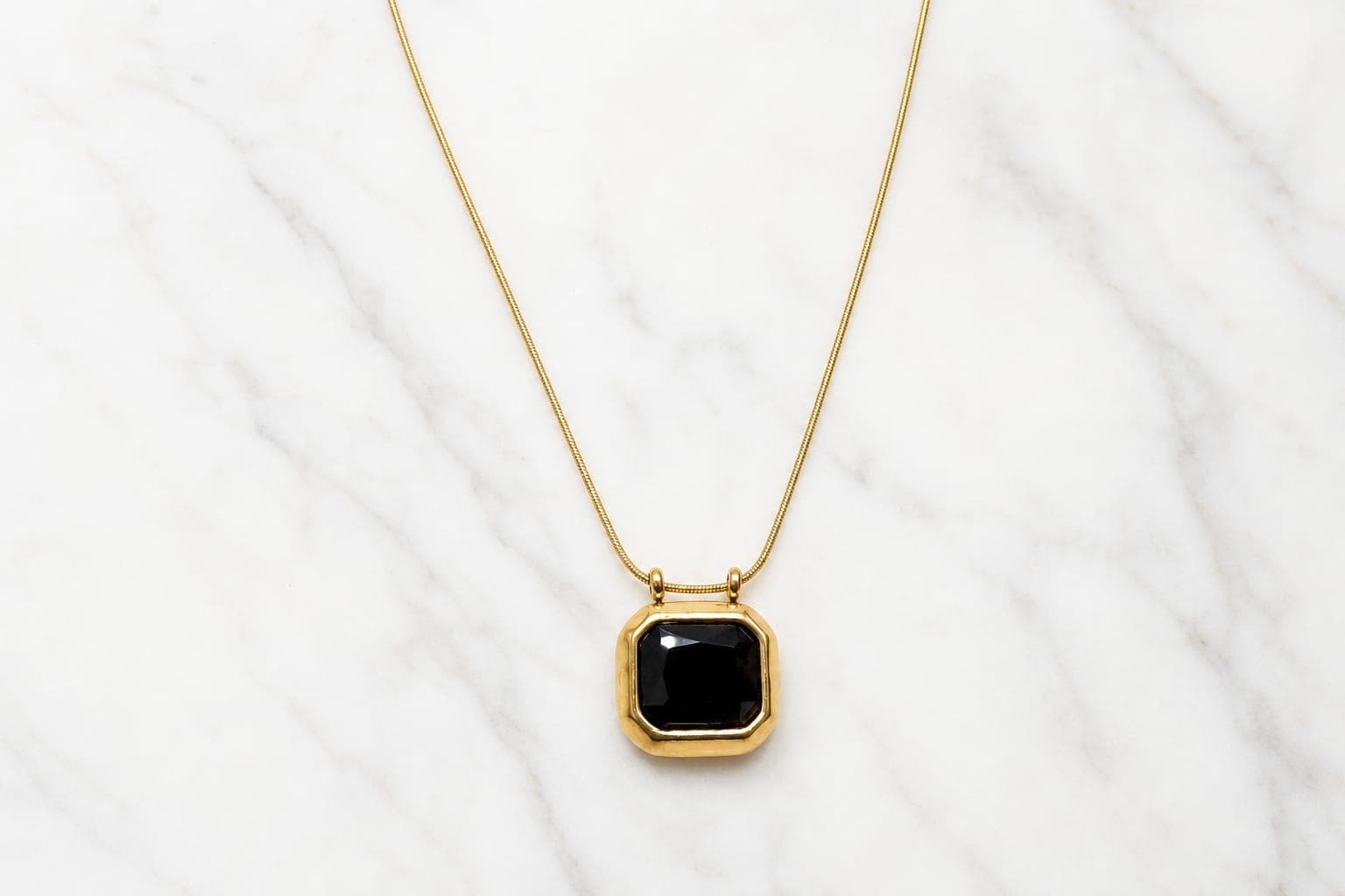 Black Stone Necklace — photo 2