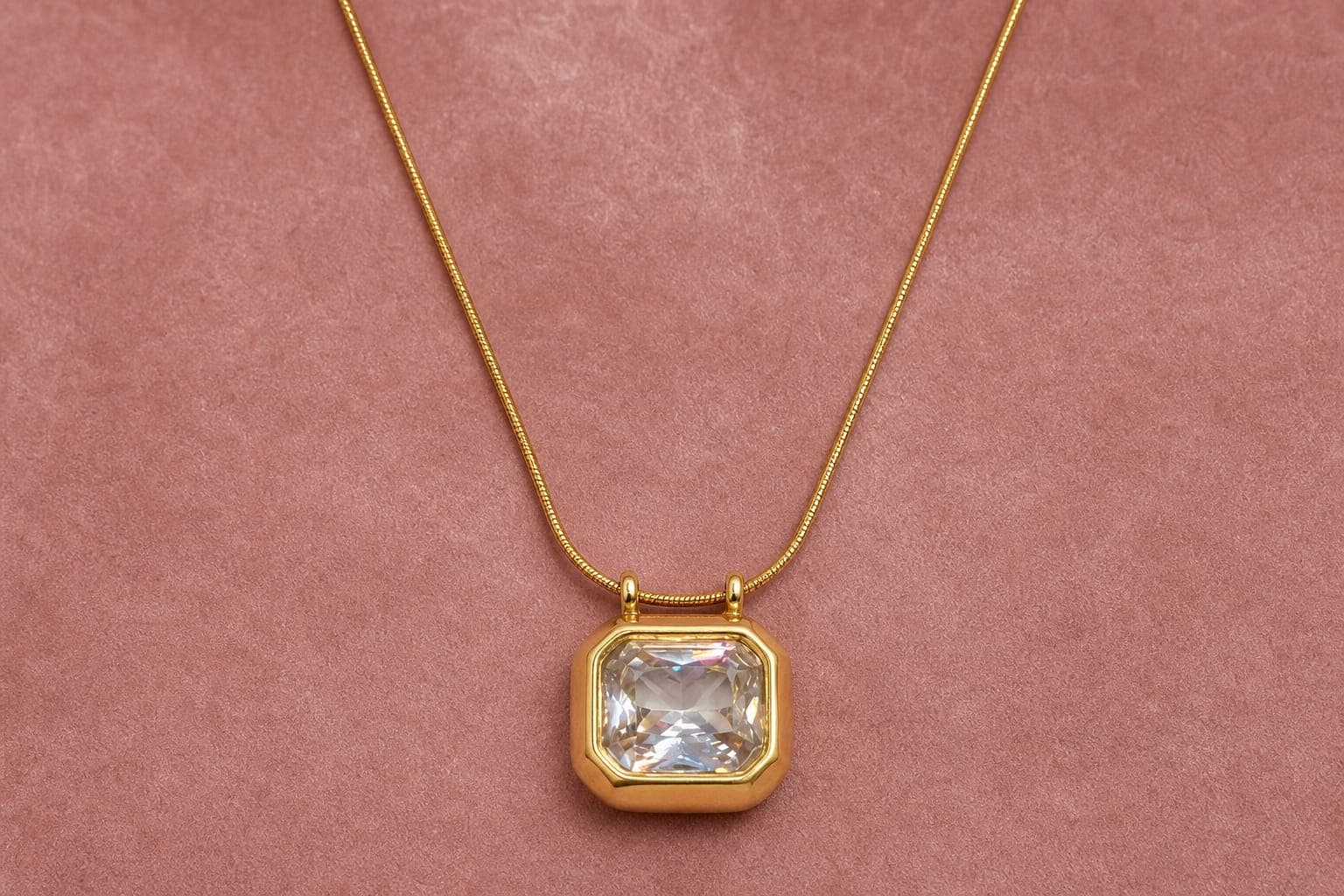 White Stone Necklace — photo 3